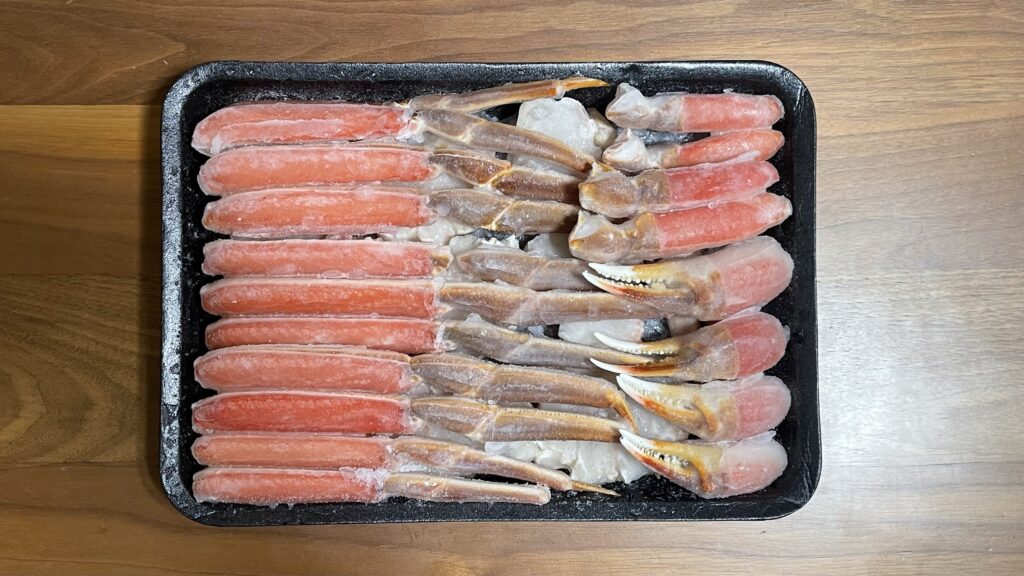 北海道紋別市から届いた生ズワイ蟹1kgセットの写真