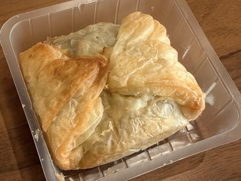 備前屋「手風琴のしらべ」の和風パイ